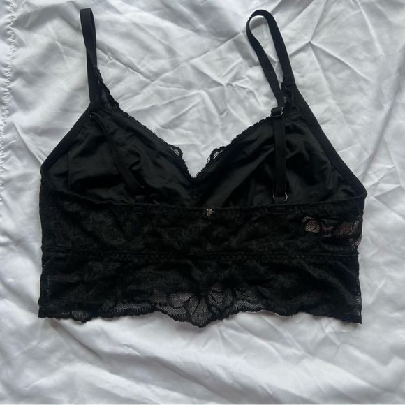 Victoria’s Secret PINK - Black Lace Bralette - Size Medium - Picture 7 of 9
